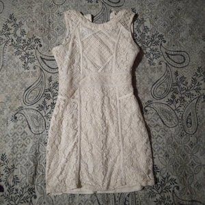 Bodycon White Lace Dress